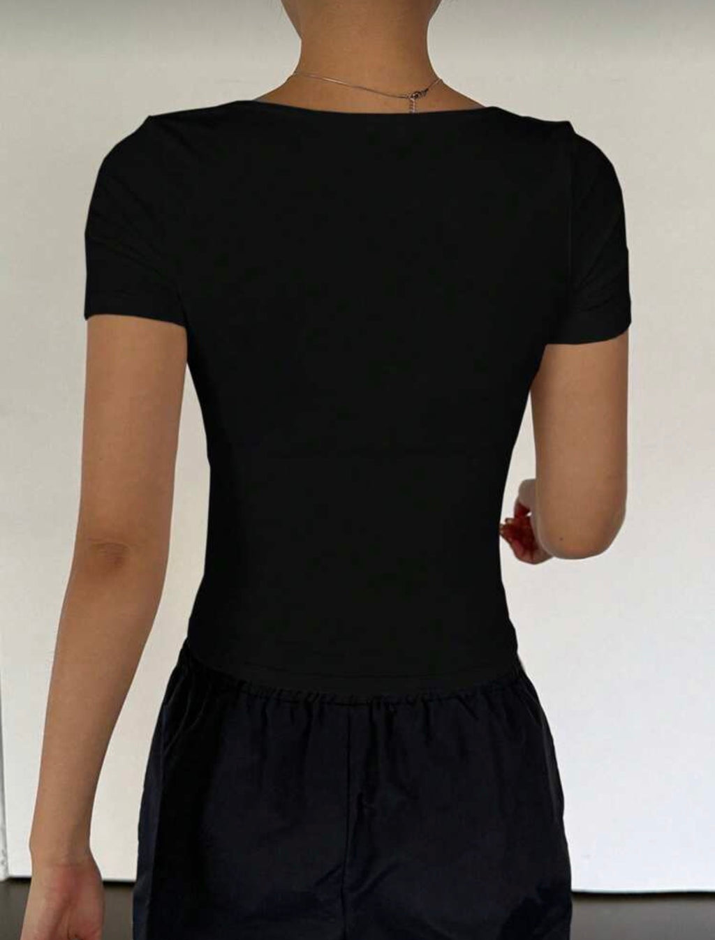 DAZY Top de mujer de ajuste ceñido, de cuello cuadrado y mangas cortas, sexy, de verano, top corto para mujeres