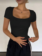 DAZY Top de mujer de ajuste ceñido, de cuello cuadrado y mangas cortas, sexy, de verano, top corto para mujeres