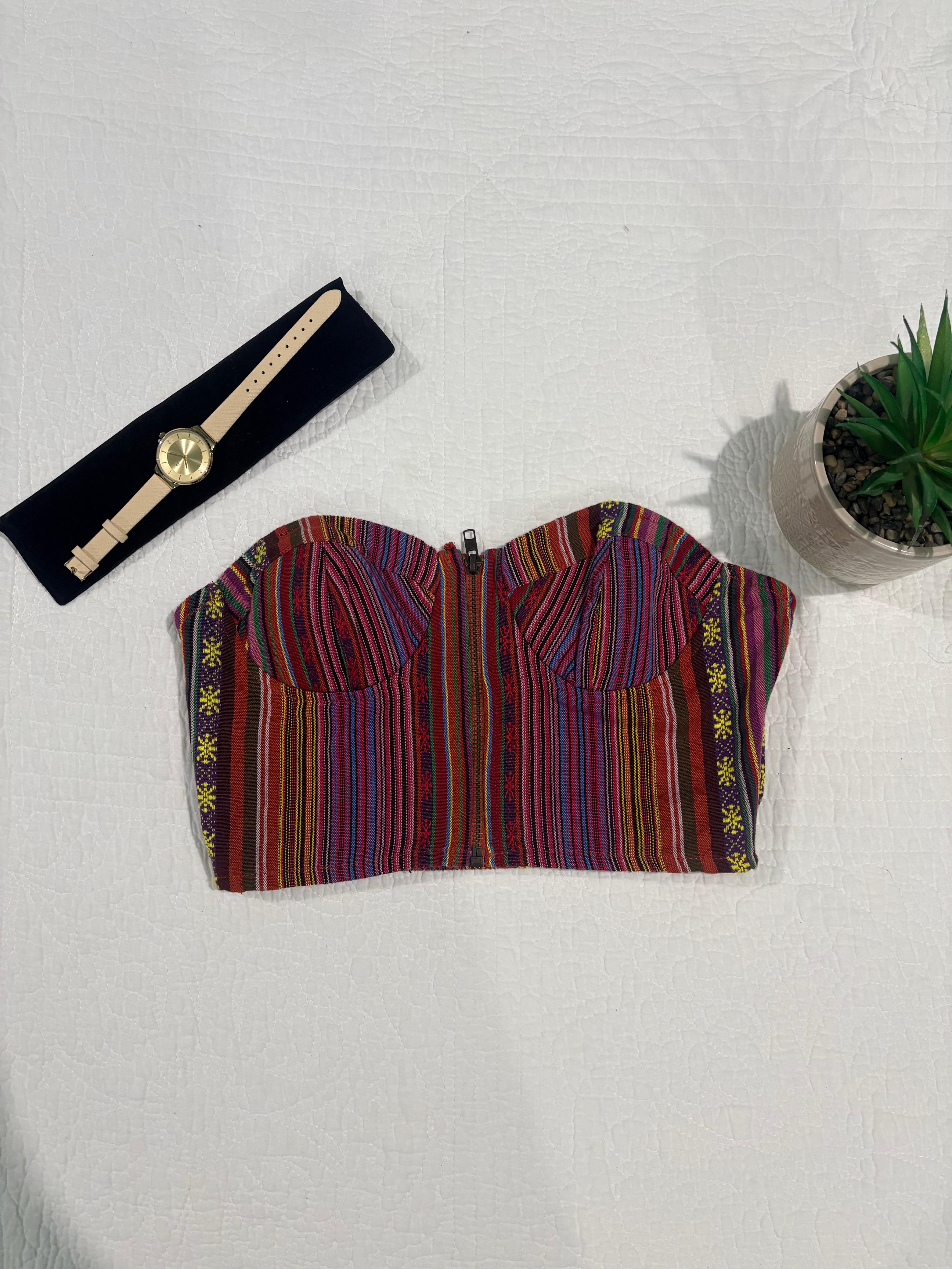 Crop Top con tela típica